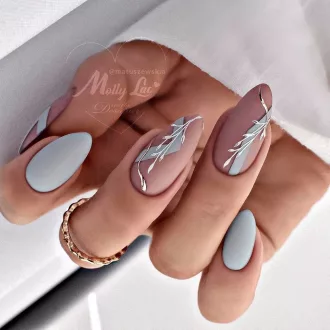 MollyLac Géllakk – Infinity Nr. 345, elegáns szürke árnyalat a körmökön