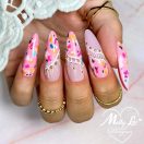 MollyLac Candy Girl 51 géllakk – intenzív neon rózsaszín árnyalat