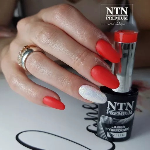 NTN Premium UV/LED 126# géllakk – neon piros, intenzív szín, tartós fedés