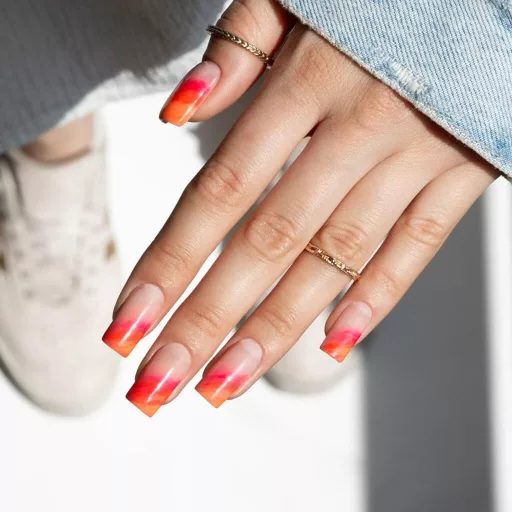 Aqua Gél HEMA Free - professzionális blooming hatású díszítőzselé körömdekorációhoz