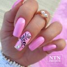 NTN Premium UV/LED 124# Barbie rózsaszín HEMA mentes géllakk a Splash kollekcióból