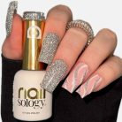 NailSology® Silver Divine Nr. 120 ezüst reflektív géllakk – luxus csillogás