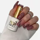 NailSology® Hight End Pink Nr. 125 bordós reflektív géllakk – elegáns flash hatás