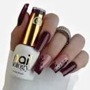 NailSology® Hight End Pink Nr. 125 bordós reflektív géllakk – elegáns flash hatás