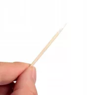 Kutikula tisztító pálcika 100db fa pálcika pamutvégű