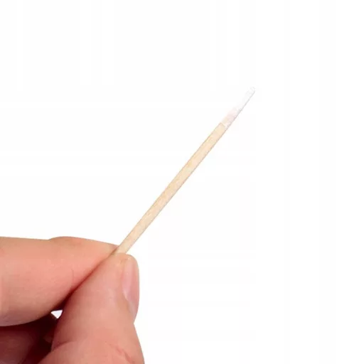 Kutikula tisztító pálcika 100db fa pálcika pamutvégű