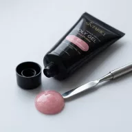 Sintario Polygél Candy Shimmer – tompított mályva-rózsaszín árnyalat finom csillámmal, 30ml