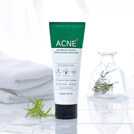 SOME BY MI – AHA-BHA-PHA Clear Foam Arctisztító – vegán, gyengéd hámlasztó hab pattanásos bőrre