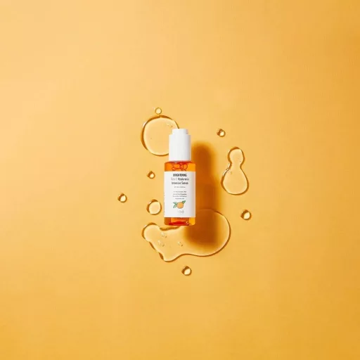 Dearboo Brightening Szérum C-vitaminnal és Hialuronsavval