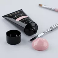 Sintario Polygél Blush Shimmer – halvány meleg rózsásfehér árnyalat finom ezüstös csillámmal, 30ml