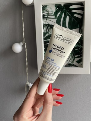 Bielenda Hydro Lipidium Regeneráló Arckrém SPF 50 száraz és érzékeny bőrre