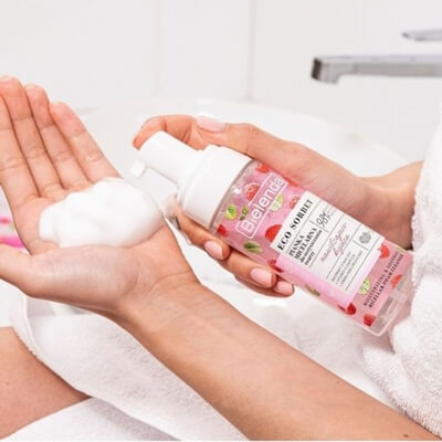 Bielenda Málnás Micellás Arctisztító Hab természetes összetevőkkel