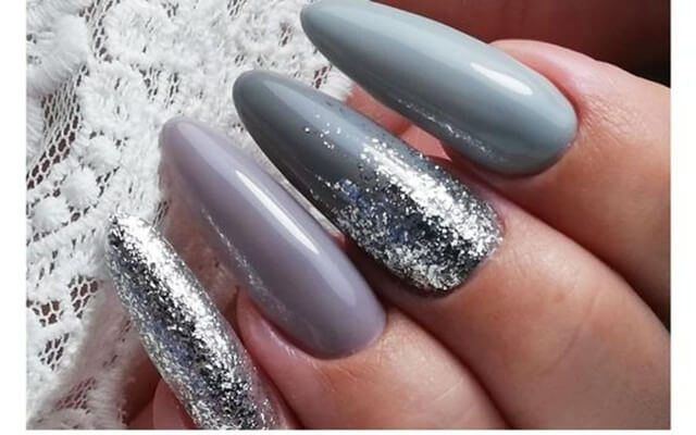 MollyLac Géllakk - Grey Stone Nr. 215 hűvös szürke árnyalat elegáns géllakkhoz