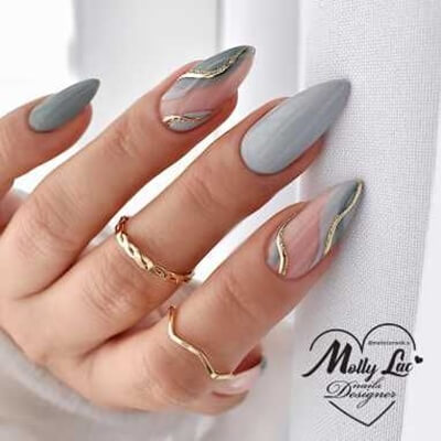 MollyLac Géllakk – Infinity Nr. 345, elegáns szürke árnyalat a körmökön