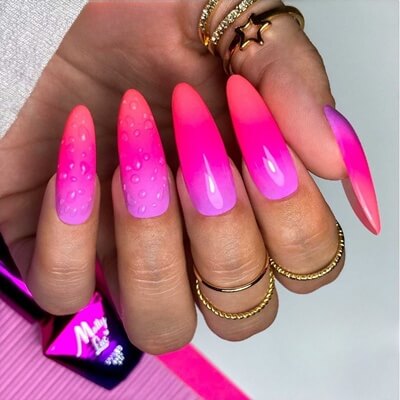MollyLac Géllakk Pink Tulip Nr. 723 HEMA Free – neon rózsaszín, friss és nőies árnyalat