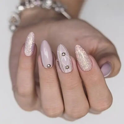 MollyLac Géllakk Pleasant To The Touch 63 – nude árnyalatú géllakk