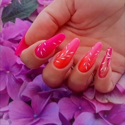 MollyLac Géllakk Raspberry Kiss 312 – csillámos málnaszínű géllakk