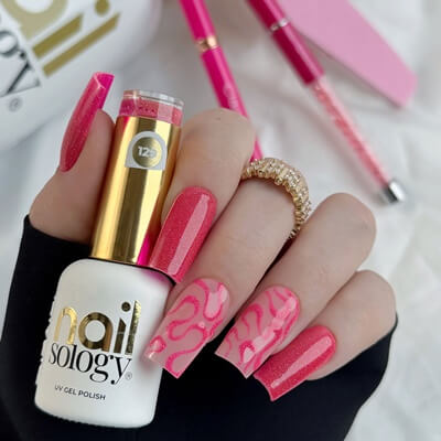 NailSology® Lambada Pink Nr. 129 pink reflektív géllakk – feltűnő ragyogás