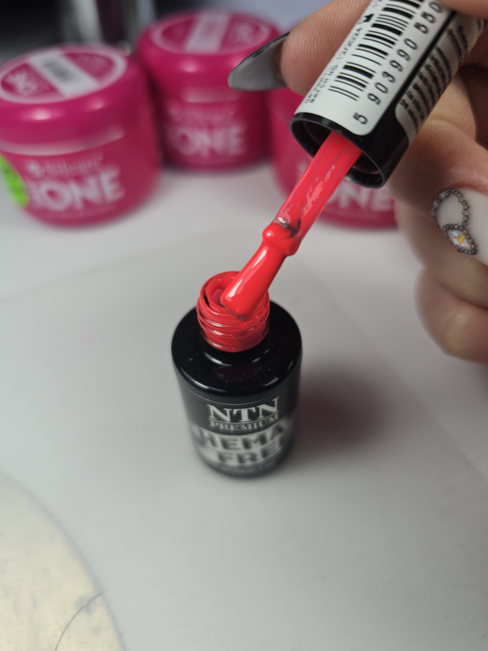 NTN Premium UV/LED Géllakk 139# (HEMA Free)