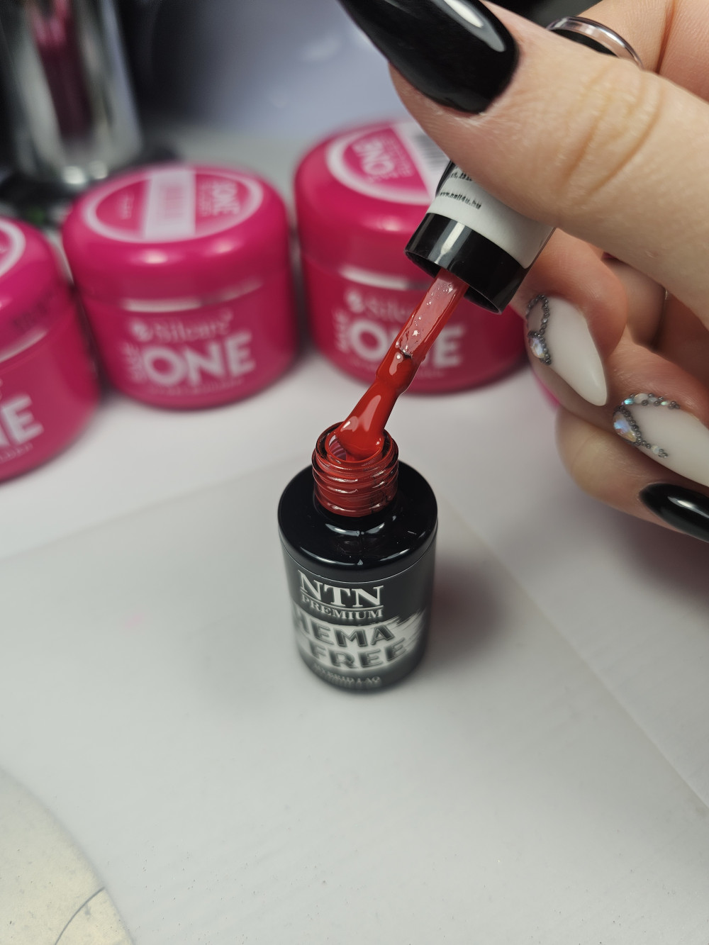 NTN Premium UV/LED Géllakk 42# (HEMA Free)
